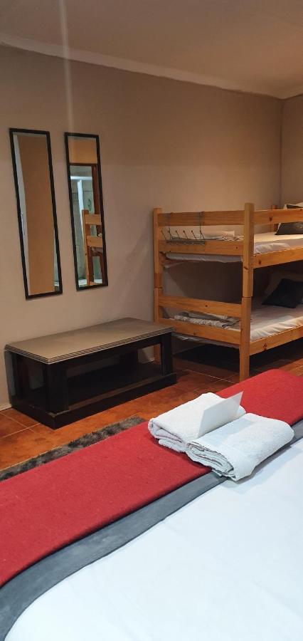 Garden Corner Guesthouse 博福特西 外观 照片