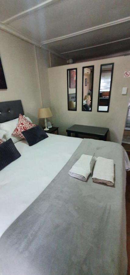Garden Corner Guesthouse 博福特西 外观 照片