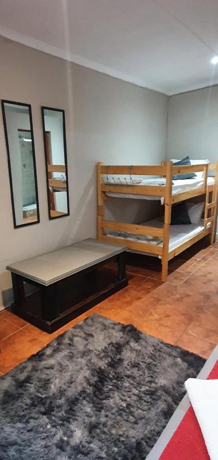 Garden Corner Guesthouse 博福特西 外观 照片